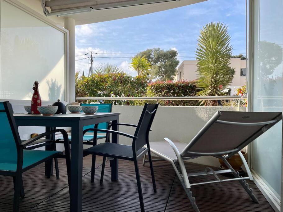 Apartamento 21 - Tres Agreable Rdc Avec Terrasse Et Parking Bandol Exterior foto